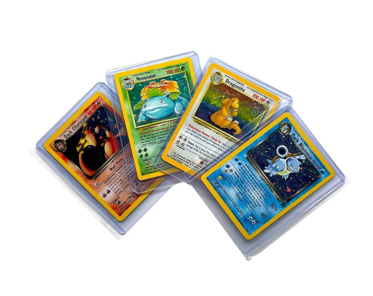 Fire Pokémonkort fra vintage Base Set – Charizard, Venusaur, Blastoise og Dragonite i god stand