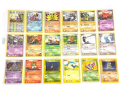 Illustrativt billede af et blandet Pokémonkort lot fra CollexyLux. Det konkrete indhold kan variere.